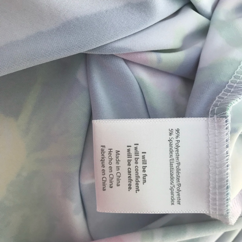 Vera Fishbaugh Fun Floral Dress XS FREE SHIP - Picture 7 of 7